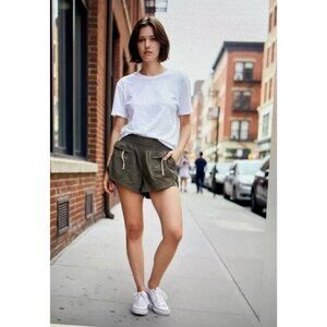 NWOT Free people Movement Utility Hiking Cargo Shorts Green Zipper Pocket Small